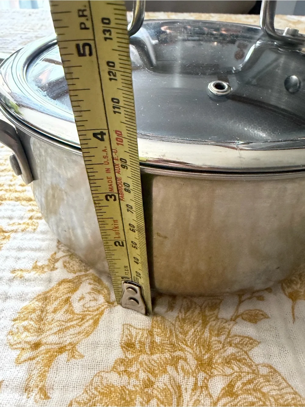 Stainless Steel Covered Casserole Pan in Silver